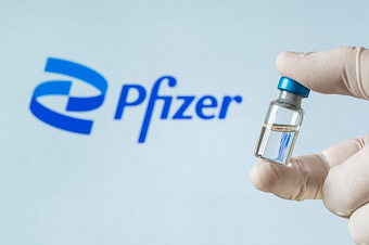 Выручка Pfizer упала на 42% в 2023 году
