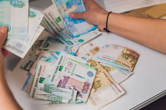 Депутаты предложили повысить МРОТ вдвое